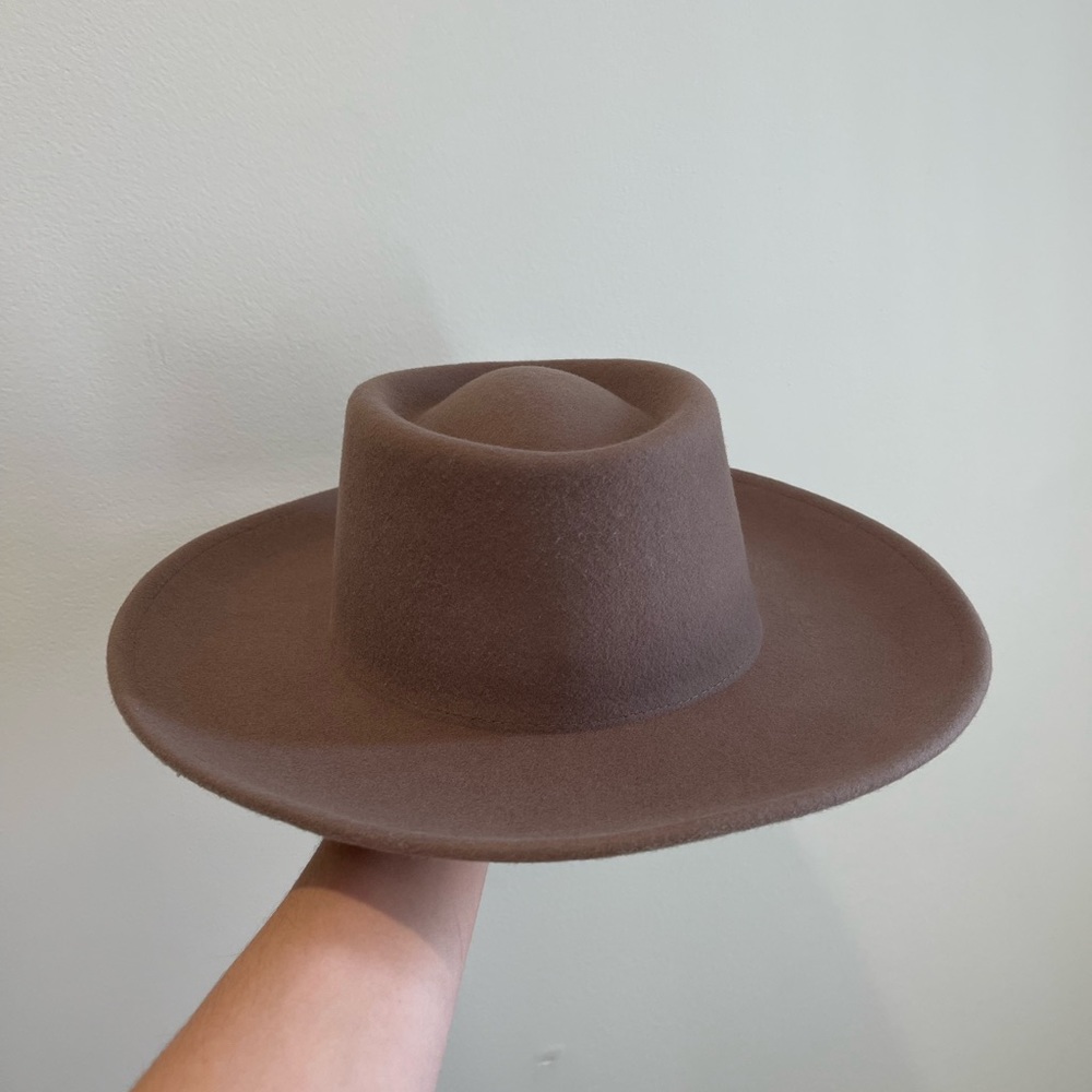 NWOT Gigi Pip hat